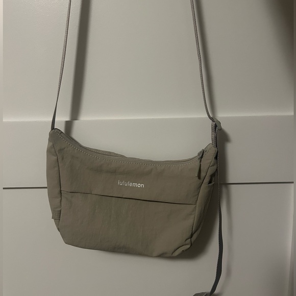 lululemon athletica Handbags - Lululemon athletica Sling Crossbody Bag in Light Beige